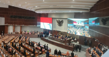 DPR Bahas 3 RUU, Unibraw Diskusikan