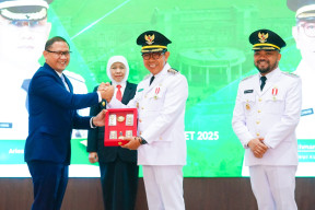 Gubernur Khofifah Hadiri Sertijab Wali Kota dan Wakil Wali Kota Batu