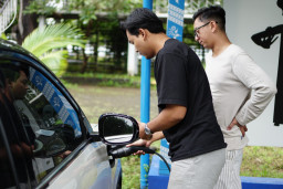 Transaksi SPKLU di Jatim Naik 3 Kali Lipat saat Libur Lebaran, Pengguna EV Makin Puas