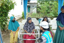 Lewat LUTD, PLN UID Jatim Salurkan Listrik Gratis Bagi Ratusan Warga