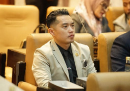 Nekat Langgar Efisiensi, DPRD Jatim Sayangkan Biro Umum Belanja Souvenir Rp 7,2 Miliar