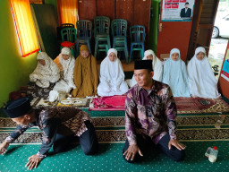 Duta Sahabat Lansia Gelar Pembinaan Mental-Spiritual di SALAMIN Bluluk