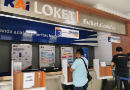 Komitmen Tingkatkan Pelayanan, KAI Madiun Bagikan Program ‘Boarding Pass Through Value’