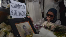 Musisi Muda Hormati Eyang Titiek Puspa