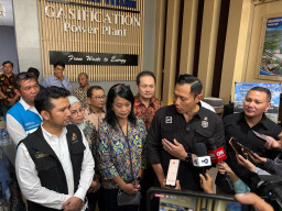 Segera Lapor ke Prabowo, Menko AHY dan Emil Dardak Datangi TPA Benowo