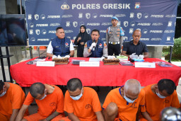 Satnarkoba Polres Gresik Gagalkan Peredaran 160 Paket Sabu Siap Edar