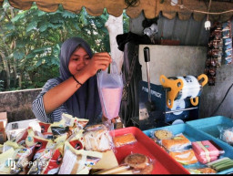 Manisnya Java Jus Mbak Yuli Bermula dari Teras Alfamart