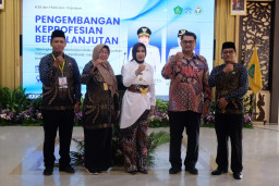 Guru SD se-Kecamatan Prambon Gelar Peningkatan PKB