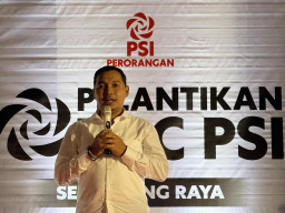 Baca juga : Mencuatnya Pertarungan 2 Kubu Jatim Pro-Jokowi dan Pro-Kaesang, Bagus Panuntun: PSI Sedang Bertumbuh