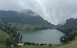 Mulai 18 Mei, TNBTS Batasi Kuota Pendaki Gunung Semeru 200 Orang Tiap Hari