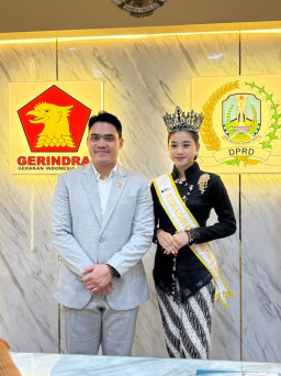 DPRD Jatim Dukung Syakirah Ashila Leticia, Finalis Puteri Kebaya Indonesia 2025