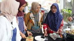 Dorong UMKM Naik Kelas, Wali Kota Mojokerto Tinjau Pelatihan Kuliner Vegetarian