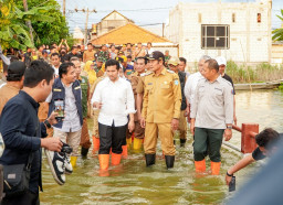 Pemprov Jatim Segera Cairkan Rp 3,5 Juta Untuk 25 KK, Bantu Korban Banjir Meninggikan Rumahnya