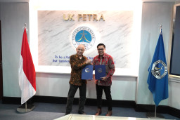 Dukung Kemajuan Dunia Pendidikan,  Bank Jatim dan UK Petra Tandatangani MoU
