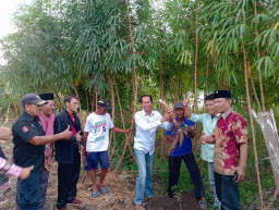 Bulan Bung Karno, Ketua DPRD Surabaya: Galakkan Ketahanan Pangan