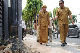 Ganggu Estetika Kota, Wali Kota Kediri Tertibkan Tiang dan Kabel Telekomunikasi