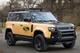 Land Rover Luncurkan Mobil Petualangan Defender 110 Trophy Edition
