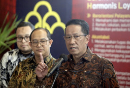 Baca juga : Prabowo, Diduga Pengaruhi PM Lawrence Wong, Ekstradisi Buron Korupsi