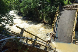 Pemkab Trenggalek Usulkan Jembatan Darurat Jalur Munjungan-Watulimo