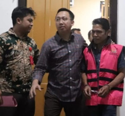 Kakak Kandung Mantan Bupati Blitar Ditetapkan Tersangka