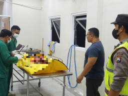 Diduga Depresi Berat, Seorang Pria Tabrakan Diri ke Kereta Api