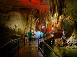 Libur Sekolah, Wisata Goa Lowo di Trenggalek Sepi Pengunjung