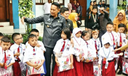 Hingga Akhir Juli, Pemkot Malang Gercep Salurkan Seragam Gratis