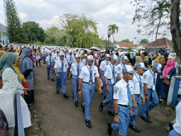 Haru dan Doa Iringi Serah Terima 270 Taruna Taruni Baru SMA Negeri 3 Taruna Angkasa 