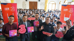 Tri Salurkan 1.000 Router Internet ke Sekolah Terpencil Lewat Program Sedekah Kuota