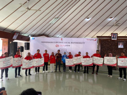 Peduli Bidang Kesehatan Hingga Pendidikan, Bank Jatim Serahkan CSR ke Pemkab Bojonegoro
