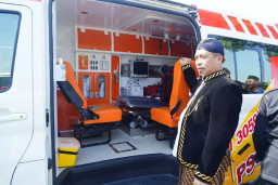 Dongkrak Layanan Kesehatan, Pemkab Madiun Salurkan 15 Unit Mobil Desa Siaga