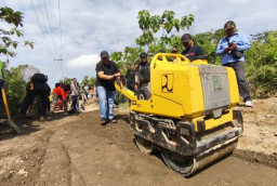 Dinas PUPR Jombang Komitmen Tangani Kerusakan di 500 Ruas Jalan