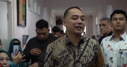 Pemkot Surabaya Gelar Sweeping Jam Malam, Wali Kota Eri Turun Langsung