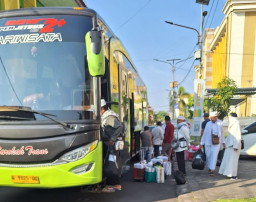 22 Jemaah Haji Manggarai Akhirnya Pulang Setelah Tertunda Akibat Erupsi Gunung Lewotobi