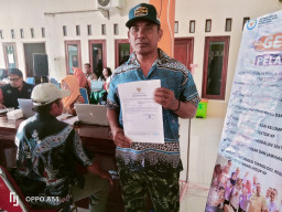 Dinas Perikanan Bantu Nelayan Plumbon Urus NIB dan e-Pas Kecil Gratis