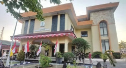 Baca juga : Sekretariat DPRD Akan Menerapkan Sistem E-Katalog Anggaran Publikasi