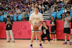 Baca juga : Austin Reaves Kunjungi Surabaya dalam Tur Asia, Gelar Latihan Bareng Timnas Basket Putri