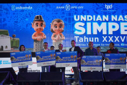 Nasabah Bank Jatim Sukses Raih Hadiah Utama Rp 500 Juta