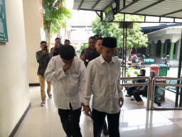 Baca juga : Dari Sidang Pemalsuan Dokumen Tanah Terungkap, Ada Jalur Belakang di BPN Gresik