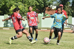 1.662 Siswi Ramaikan MilkLife Soccer Challenge Surabaya 2025–2026