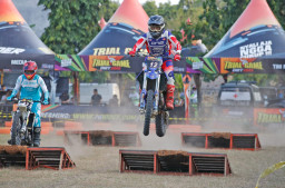 Sarat Adrenalin, Trial Game Dirt 2025 Probolinggo Suguhkan Balapan dan Hiburan