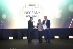 Bank Jatim Sabet Dua Penghargaan Dalam Pada Infobank Award 2025