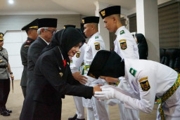 Mbak Wali Kukuhkan Paskibraka Kota Kediri Tahun 2025