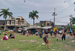 Demam Layangan di Kota Batu, Sawah Rusak hingga Pemotor Terjerat Benang