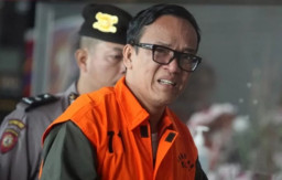 Immanuel Ebenezer, Seperti tak Takut Tuhan