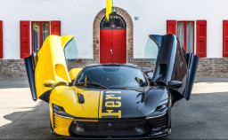 Termahal di Monterey, Lelang Ferrari Daytona SP3 'Tailor Made' Terjual Rp421 Miliar untuk Amal