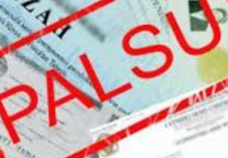 Baca juga : Hak Jawab Nyeleneh di Gresik Wartawan Justru Wakili BPN, Dunia Pers Kembali Tercoreng