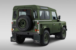 Terinspirasi Mobil Winston Churchill, JLR Bangkitkan 10 Unit Defender Klasik V8 yang Bersejarah