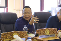 Ketua Komisi A Minta Tindak Tegas Pengibaran Bendera One Piece di Kota Pahlawan