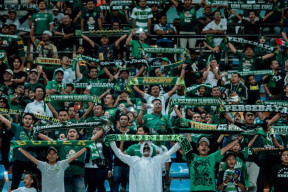 Di Tengah Beban Pajak dan Royalti Musik, Persebaya Beri Angin Segar bagi UMKM Surabaya